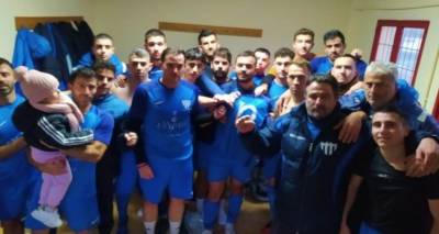 &Tau;&rho;&iota;ά&rho;&alpha; &gamma;&iota;&alpha; &tau;&omicron;&nu; &Eta;&rho;&alpha;&kappa;&lambda;ή &kappa;&alpha;&iota; &xi;&alpha;&nu;ά &kappa;&omicron;&rho;&upsilon;&phi;ή