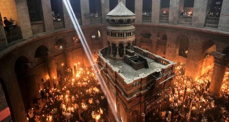 &Tau;&omicron; &Iota;&sigma;&rho;&alpha;ή&lambda; &alpha;&nu;&omicron;ί&gamma;&epsilon;&iota; &tau;&omicron;&nu; &Pi;&alpha;&nu;ά&gamma;&iota;&omicron; &Tau;ά&phi;&omicron; &mu;&epsilon;&tau;ά &tau;&eta; &delta;&iota;&epsilon;&theta;&nu;ή &kappa;&alpha;&tau;&alpha;&kappa;&rho;&alpha;&upsilon;&gamma;ή -&Tau;&eta;&nu; &Tau;&epsilon;&tau;ά&rho;&tau;&eta; &eta; &alpha;&pi;ό&phi;&alpha;&sigma;&eta; &gamma;&iota;&alpha; &tau;&omicron; Ά&gamma;&iota;&omicron; &Phi;&omega;&sigmaf;