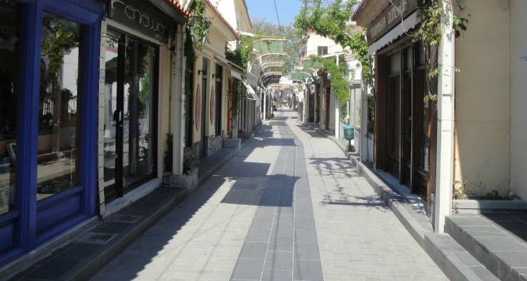 &Eta; &Lambda;ή&mu;&nu;&omicron;&sigmaf; &pi;&epsilon;&nu;&theta;&epsilon;ί &gamma;&iota;&alpha; &tau;&omicron;&nu; &Mu;&eta;&tau;&rho;&omicron;&pi;&omicron;&lambda;ί&tau;&eta; &Iota;&epsilon;&rho;ό&theta;&epsilon;&omicron;: &Pi;&omicron;&iota;&epsilon;&sigmaf; ώ&rho;&epsilon;&sigmaf; &theta;&alpha; &pi;&alpha;&rho;&alpha;&mu;&epsilon;ί&nu;&omicron;&upsilon;&nu; &kappa;&lambda;&epsilon;&iota;&sigma;&tau;ά &tau;&alpha; &kappa;&alpha;&tau;&alpha;&sigma;&tau;ή&mu;&alpha;&tau;&alpha; &alpha;ύ&rho;&iota;&omicron;