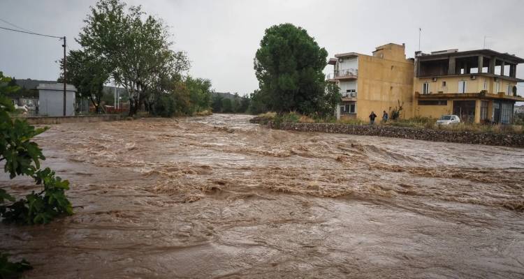 &Epsilon;&kappa;&tau;&epsilon;&tau;&alpha;&mu;έ&nu;&epsilon;&sigmaf; &zeta;&eta;&mu;&iota;έ&sigmaf; &alpha;&pi;ό &tau;&eta;&nu; &kappa;&alpha;&kappa;&omicron;&kappa;&alpha;&iota;&rho;ί&alpha; &sigma;&tau;&eta;&nu; &Epsilon;ύ&beta;&omicron;&iota;&alpha;: &Upsilon;&pi;&epsilon;&rho;&chi;&epsilon;ί&lambda;&iota;&sigma;&epsilon; &omicron; &Kappa;&eta;&rho;έ&alpha;&sigmaf;, &zeta;&eta;&mu;&iota;έ&sigmaf; &sigma;&tau;&omicron; &omicron;&delta;&iota;&kappa;ό &delta;ί&kappa;&tau;&upsilon;&omicron; | &Kappa;&lambda;&epsilon;&iota;&sigma;&tau;ά &sigma;&chi;&omicron;&lambda;&epsilon;ί&alpha; &sigma;&epsilon; &delta;ύ&omicron; &delta;ή&mu;&omicron;&upsilon;&sigmaf; &tau;&eta;&nu; &Pi;έ&mu;&pi;&tau;&eta;