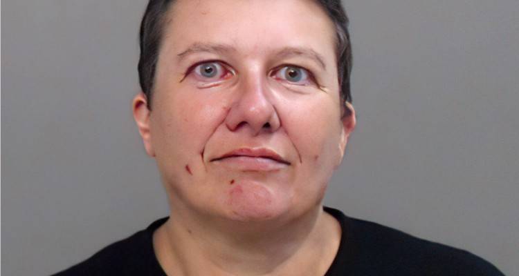 ΗΠΑ: Αυτή είναι η γυναίκα που έστειλε την επιστολή με το δηλητήριο στον Ντόναλτ Τραμπ | Απαγγέλθηκαν κατηγορίες σε βάρος της