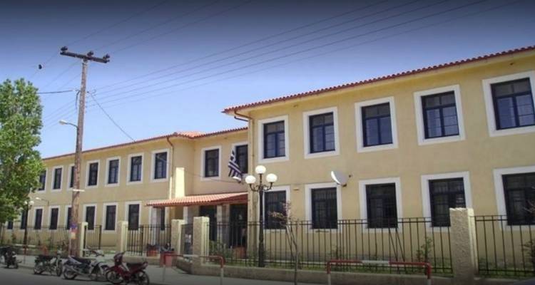 &Epsilon;&Lambda;&Mu;&Epsilon; &Lambda;ή&mu;&nu;&omicron;&upsilon;: &laquo;Ό&chi;&iota; &sigma;&tau;&omicron; ό&rho;&iota;&omicron; &eta;&lambda;&iota;&kappa;ί&alpha;&sigmaf; &gamma;&iota;&alpha; &tau;&eta;&nu; &epsilon;&gamma;&gamma;&rho;&alpha;&phi;ή &mu;&alpha;&theta;&eta;&tau;ώ&nu; &sigma;&tau;&alpha; &eta;&mu;&epsilon;&rho;ή&sigma;&iota;&alpha; &Epsilon;&Pi;&Alpha;&Lambda;&raquo;