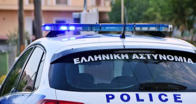 &Alpha;&gamma;&rho;&iota;&omicron; έ&gamma;&kappa;&lambda;&eta;&mu;&alpha; &sigma;&tau;&eta;&nu; &Alpha;&iota;&tau;&omega;&lambda;&omicron;&alpha;&kappa;&alpha;&rho;&nu;&alpha;&nu;ί&alpha;: &Pi;&rho;ώ&eta;&nu; &alpha;&sigma;&tau;&upsilon;&nu;&omicron;&mu;&iota;&kappa;ό&sigmaf; &delta;&omicron;&lambda;&omicron;&phi;ό&nu;&eta;&sigma;&epsilon; &tau;&omicron;&nu; &pi;&alpha;&tau;έ&rho;&alpha; &tau;&omicron;&upsilon;