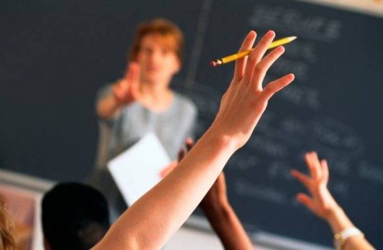 &Sigma;&tau;&alpha; &theta;&rho;&alpha;&nu;ί&alpha; &epsilon;&pi;&iota;&sigma;&tau;&rho;έ&phi;&omicron;&upsilon;&nu; &alpha;ύ&rho;&iota;&omicron; &omicron;&iota; &mu;&alpha;&theta;&eta;&tau;έ&sigmaf; &tau;&omicron;&upsilon; &Epsilon;&Pi;&Alpha;&Lambda; &Mu;&omicron;ύ&delta;&rho;&omicron;&upsilon;