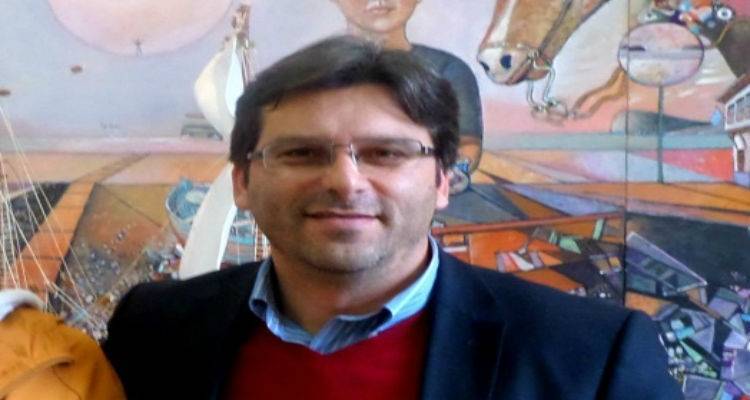 &Sigma;&upsilon;&nu;&alpha;&nu;&tau;ή&sigma;&epsilon;&iota;&sigmaf; &Mu;&alpha;&rho;&iota;&nu;ά&kappa;&eta; &sigma;&tau;&eta; &Lambda;έ&sigma;&beta;&omicron; &mu;&epsilon; &phi;ό&nu;&tau;&omicron; &tau;&alpha; έ&rho;&gamma;&alpha; &tau;&eta;&sigmaf; &Lambda;ή&mu;&nu;&omicron;&upsilon;