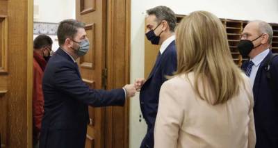 &Alpha;&nu;&tau;ά&lambda;&lambda;&alpha;&xi;&alpha;&nu; &pi;&upsilon;&rho;ά &Mu;&alpha;&xi;ί&mu;&omicron;&upsilon; &kappa;&alpha;&iota; &Kappa;&Iota;&Nu;&Alpha;&Lambda; &gamma;&iota;&alpha; &tau;&iota;&sigmaf; &kappa;&upsilon;&beta;&epsilon;&rho;&nu;&eta;&tau;&iota;&kappa;έ&sigmaf; &sigma;&upsilon;&nu;&epsilon;&rho;&gamma;&alpha;&sigma;ί&epsilon;&sigmaf; | &Alpha;&rho;&chi;ί&zeta;&omicron;&upsilon;&nu; &tau;&alpha; &delta;&iota;&lambda;ή&mu;&mu;&alpha;&tau;&alpha;