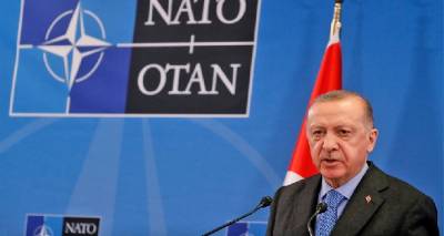 Έ&nu;&tau;&alpha;&xi;&eta; &Phi;&iota;&nu;&lambda;&alpha;&nu;&delta;ί&alpha;&sigmaf; &kappa;&alpha;&iota; &Sigma;&omicron;&upsilon;&eta;&delta;ί&alpha;&sigmaf; &sigma;&tau;&omicron; &Nu;&Alpha;&Tau;&Omicron;: &Tau;&iota; &alpha;&nu;&tau;&alpha;&lambda;&lambda;ά&gamma;&mu;&alpha;&tau;&alpha; &theta;&alpha; &zeta;&eta;&tau;ή&sigma;&epsilon;&iota; &omicron; &Epsilon;&rho;&nu;&tau;&omicron;&gamma;ά&nu; &gamma;&iota;&alpha; &nu;&alpha; &delta;ώ&sigma;&epsilon;&iota; &tau;&omicron; &pi;&rho;ά&sigma;&iota;&nu;&omicron; &phi;&omega;&sigmaf;