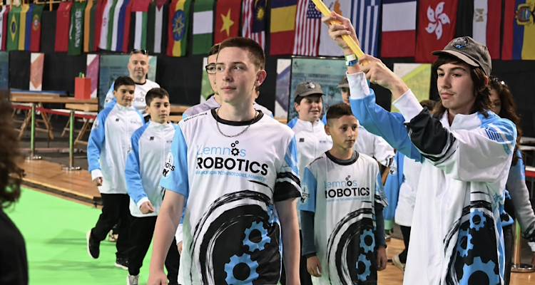 Lemnos Robotics: &Omicron;&iota; &epsilon;&gamma;&gamma;&rho;&alpha;&phi;έ&sigmaf; ά&rho;&chi;&iota;&sigma;&alpha;&nu; &gamma;&iota;&alpha; &pi;&alpha;&iota;&delta;&iota;ά 6 έ&omega;&sigmaf; 16 &epsilon;&tau;ώ&nu; | &Alpha;&pi;ό &tau;&eta;&nu; &pi;&rho;ώ&tau;&eta; &kappa;&alpha;&tau;&alpha;&sigma;&kappa;&epsilon;&upsilon;ή έ&omega;&sigmaf; &tau;&eta;&nu; &Tau;&epsilon;&chi;&nu;&eta;&tau;ή &Nu;&omicron;&eta;&mu;&omicron;&sigma;ύ&nu;&eta;