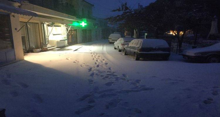 &Chi;&iota;&omicron;&nu;&omicron;&theta;ύ&epsilon;&lambda;&lambda;&alpha; &alpha;&upsilon;&tau;ή &tau;&eta;&nu; ώ&rho;&alpha; &sigma;&tau;&eta; &Lambda;ή&mu;&nu;&omicron; | &Mu;ό&nu;&omicron; &mu;&epsilon; &alpha;&lambda;&upsilon;&sigma;ί&delta;&epsilon;&sigmaf; &eta; &kappa;ί&nu;&eta;&sigma;&eta; &tau;&omega;&nu; &omicron;&chi;&eta;&mu;ά&tau;&omega;&nu; (photos)