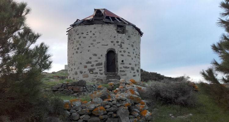 «Από ολοκληρωτική κατάρρευση κινδυνεύουν οι μύλοι στο Ρωμανού» (photos)