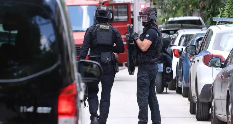 &Alpha;&pi;ό &tau;&eta; &Lambda;&iota;&beta;ύ&eta; &mu;&epsilon; &beta;ά&rho;&kappa;&alpha; &sigma;&tau;&eta;&nu; &Kappa;&rho;ή&tau;&eta; &theta;&alpha; έ&phi;&theta;&alpha;&nu;&alpha;&nu; &tau;&alpha; &epsilon;&kappa;&rho;&eta;&kappa;&tau;&iota;&kappa;ά &tau;&omicron;&upsilon; &Pi;&alpha;&lambda;&alpha;&iota;&sigma;&tau;ί&nu;&iota;&omicron;&upsilon; | &Tau;&omicron; &iota;&sigma;&rho;&alpha;&eta;&lambda;&iota;&nu;ό &kappa;&rho;&omicron;&upsilon;&alpha;&zeta;&iota;&epsilon;&rho;ό&pi;&lambda;&omicron;&iota;&omicron;-&sigma;&tau;ό&chi;&omicron;&sigmaf;, &eta; &epsilon;&kappa;&pi;&alpha;ί&delta;&epsilon;&upsilon;&sigma;&eta; &sigma;&tau;&alpha; &sigma;&tau;&rho;&alpha;&tau;ό&pi;&epsilon;&delta;&alpha; &tau;&eta;&sigmaf; &Chi;&alpha;&mu;ά&sigmaf;