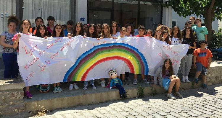 &Omicron; &Mu;&alpha;&tau;ί&alpha;&sigmaf; &kappa;&alpha;&iota; &omicron;&iota; &beta;&omicron;&upsilon;&lambda;&epsilon;&upsilon;&tau;έ&sigmaf; &tau;&omicron;&upsilon; &laquo;&kappa;&alpha;&tau;έ&lambda;&alpha;&beta;&alpha;&nu;&raquo; &tau;&omicron; &sigma;&tau;&omicron;ύ&nu;&tau;&iota;&omicron; &tau;&omicron;&upsilon; Fm 100 (mp3)