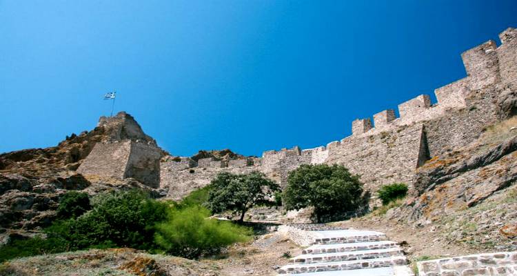 Το Κάστρο της Λήμνου και άλλα 15 κάστρα «διαμάντια» στην Ελλάδα (photos)