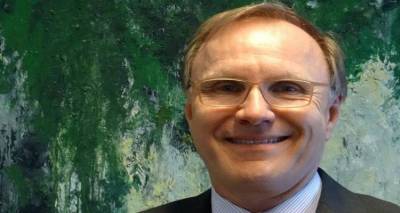 &Omicron; &Pi;&rho;έ&sigma;&beta;&eta;&sigmaf; &tau;&omicron;&upsilon; &Kappa;&alpha;&nu;&alpha;&delta;ά &mu;&iota;&lambda;ά &sigma;&tau;&eta;&nu; &laquo;&Kappa;&alpha;&theta;&eta;&mu;&epsilon;&rho;&iota;&nu;ή&raquo; &gamma;&iota;&alpha; &tau;&eta; &Lambda;ή&mu;&nu;&omicron; &kappa;&alpha;&iota; &tau;&iota;&sigmaf; &epsilon;&pi;&epsilon;&tau;&epsilon;&iota;&alpha;&kappa;έ&sigmaf; &epsilon;&kappa;&delta;&eta;&lambda;ώ&sigma;&epsilon;&iota;&sigmaf; &gamma;&iota;&alpha; &tau;&eta; &mu;ά&chi;&eta; &tau;&eta;&sigmaf; &Kappa;&alpha;&lambda;&lambda;ί&pi;&omicron;&lambda;&eta;&sigmaf;