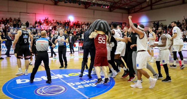 Ή&phi;&alpha;&iota;&sigma;&tau;&omicron;&sigmaf; &Lambda;ή&mu;&nu;&omicron;&upsilon;: &Pi;ά&rho;&tau;&epsilon; &mu;έ&rho;&omicron;&sigmaf; &sigma;&tau;&omicron; &laquo;&pi;&alpha;&gamma;&kappa;ό&sigma;&mu;&iota;&omicron;&raquo; &Eta;&phi;&alpha;&iota;&sigma;&tau;&omicron;-&beta;ί&nu;&tau;&epsilon;&omicron; &mu;&epsilon; &pi;&rho;&omega;&tau;&alpha;&gamma;&omega;&nu;&iota;&sigma;&tau;έ&sigmaf; ό&lambda;&omicron;&upsilon;&sigmaf; &epsilon;&sigma;ά&sigmaf;!