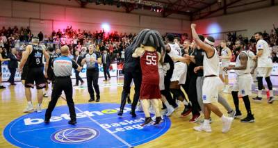 Ή&phi;&alpha;&iota;&sigma;&tau;&omicron;&sigmaf; &Lambda;ή&mu;&nu;&omicron;&upsilon;: &Pi;ά&rho;&tau;&epsilon; &mu;έ&rho;&omicron;&sigmaf; &sigma;&tau;&omicron; &laquo;&pi;&alpha;&gamma;&kappa;ό&sigma;&mu;&iota;&omicron;&raquo; &Eta;&phi;&alpha;&iota;&sigma;&tau;&omicron;-&beta;ί&nu;&tau;&epsilon;&omicron; &mu;&epsilon; &pi;&rho;&omega;&tau;&alpha;&gamma;&omega;&nu;&iota;&sigma;&tau;έ&sigmaf; ό&lambda;&omicron;&upsilon;&sigmaf; &epsilon;&sigma;ά&sigmaf;!