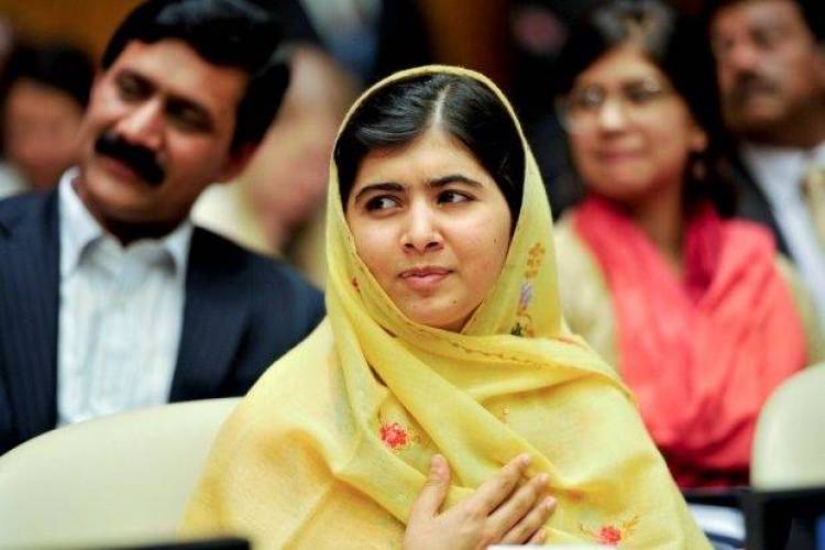 &Tau;&omicron; &phi;&alpha;&iota;&nu;ό&mu;&epsilon;&nu;&omicron; &laquo;&Mu;&alpha;&lambda;ά&lambda;&alpha;&raquo;