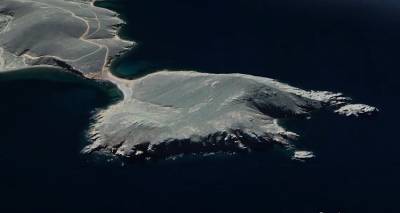 &Gamma;&epsilon;ώ&tau;&omicron;&pi;&omicron;&iota; &Lambda;ή&mu;&nu;&omicron;&upsilon;: &Gamma;&nu;&omega;&rho;ί&sigma;&tau;&epsilon; &tau;&omicron; &alpha;&kappa;&rho;&omega;&tau;ή&rho;&iota; &laquo;&Mu;&omicron;ύ&rho;&tau;&zeta;&epsilon;&phi;&lambda;&omicron;&sigmaf;&raquo;