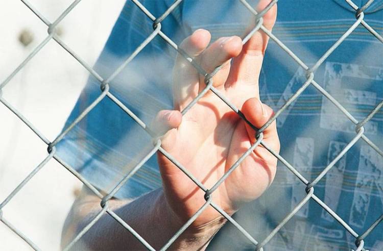 &Alpha;&rho;&chi;&iota;&sigma;&alpha;&nu; &tau;&alpha; ό&rho;&gamma;&alpha;&nu;&alpha; &kappa;&alpha;&iota; &gamma;&iota;&alpha; &tau;&eta; &Lambda;ή&mu;&nu;&omicron;. 15 &pi;&alpha;&rho;ά&nu;&omicron;&mu;&omicron;&iota; &mu;&epsilon;&tau;&alpha;&nu;ά&sigma;&tau;&epsilon;&sigmaf; &sigma;&upsilon;&nu;&epsilon;&lambda;ή&phi;&theta;&eta;&sigma;&alpha;&nu; &tau;&alpha; &xi;&eta;&mu;&epsilon;&rho;ώ&mu;&alpha;&tau;&alpha; &sigma;&tau;&eta;&nu; &Pi;&lambda;ά&kappa;&alpha;.