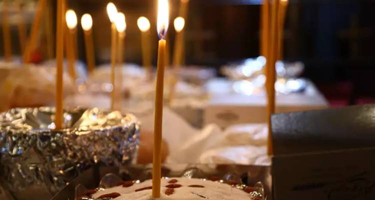 Κυριακή της Σταυροπροσκυνήσεως: Τι γιορτάζουμε σήμερα