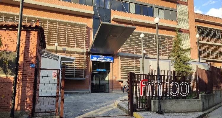 &Sigma;&pi;&omicron;&upsilon;&delta;&alpha;ί&alpha; &delta;&omega;&rho;&epsilon;ά &gamma;&iota;&alpha; &tau;&omicron; &Nu;&omicron;&sigma;&omicron;&kappa;&omicron;&mu;&epsilon;ί&omicron; &Lambda;ή&mu;&nu;&omicron;&upsilon; | 400.000&euro; &alpha;&pi;ό &tau;&omicron;&nu; &kappa;. &Lambda;&alpha;&beta;&delta;&alpha;&rho;ά