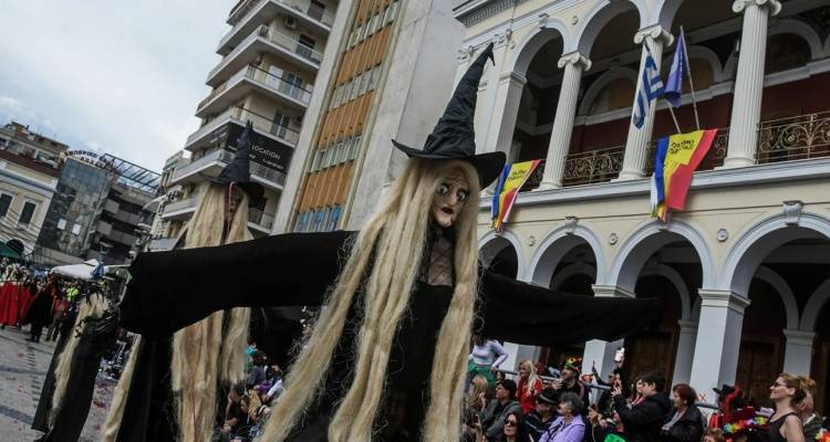 &Alpha;&nu;&tau;ί&sigma;&tau;&rho;&omicron;&phi;&eta; &mu;έ&tau;&rho;&eta;&sigma;&eta; &gamma;&iota;&alpha; &tau;&omicron; &Kappa;&alpha;&rho;&nu;&alpha;&beta;ά&lambda;&iota; &tau;&eta;&sigmaf; &Pi;ά&tau;&rho;&alpha;&sigmaf;: &Sigma;&epsilon; &tau;&rho;&epsilon;&iota;&sigmaf; &pi;&upsilon;&lambda;ώ&nu;&epsilon;&sigmaf; &eta; &phi;&epsilon;&tau;&iota;&nu;ή &delta;&iota;&omicron;&rho;&gamma;ά&nu;&omega;&sigma;&eta;, &omicron;&iota; &sigma;&tau;ό&chi;&omicron;&iota;