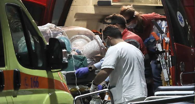 &phi;&omega;&tau;&omicron;&gamma;&rho;&alpha;&phi;ί&alpha; &alpha;&rho;&chi;&epsilon;ί&omicron;&upsilon; 