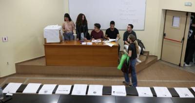 &Phi;&omicron;&iota;&tau;&eta;&tau;&iota;&kappa;έ&sigmaf; &epsilon;&kappa;&lambda;&omicron;&gamma;έ&sigmaf;: &Sigma;&tau;&iota;&sigmaf; &kappa;ά&lambda;&pi;&epsilon;&sigmaf; &sigma;ή&mu;&epsilon;&rho;&alpha; &omicron;&iota; &phi;&omicron;&iota;&tau;&eta;&tau;έ&sigmaf; &mu;&epsilon; &phi;ό&nu;&tau;&omicron; &tau;&alpha; ά&gamma;&rho;&iota;&alpha; &epsilon;&pi;&epsilon;&iota;&sigma;ό&delta;&iota;&alpha; &sigma;&epsilon; &Alpha;&Pi;&Theta; &kappa;&alpha;&iota; &Pi;&alpha;&nu;&epsilon;&pi;&iota;&sigma;&tau;ή&mu;&iota;&omicron; &Delta;&upsilon;&tau;&iota;&kappa;ή&sigmaf; &Alpha;&tau;&tau;&iota;&kappa;ή&sigmaf; &mu;&epsilon; 10 &tau;&rho;&alpha;&upsilon;&mu;&alpha;&tau;ί&epsilon;&sigmaf;