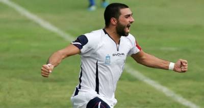 &Epsilon;&pi;&iota;&sigma;&tau;&rho;έ&phi;&epsilon;&iota; &sigma;&tau;&eta; &Lambda;ή&mu;&nu;&omicron; &omicron; &Mu;&alpha;&tau;&theta;&alpha;ί&omicron;&sigmaf; &Mu;&alpha;&rho;&omicron;&upsilon;&kappa;ά&kappa;&eta;&sigmaf;