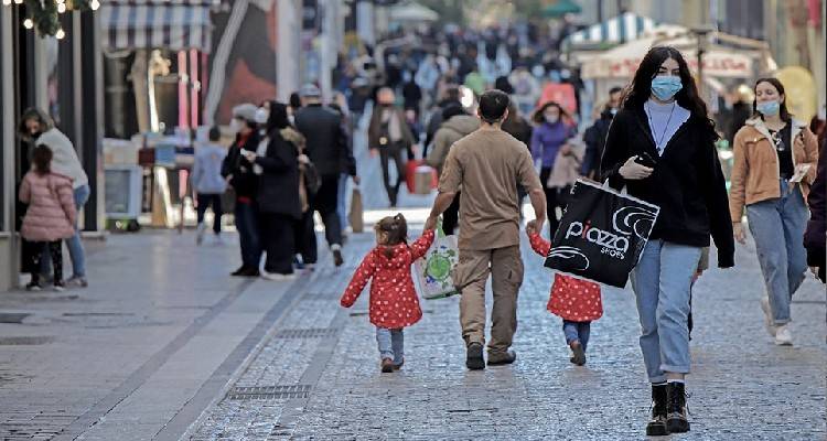 &Sigma;&tau;&alpha; 43.386 &tau;&alpha; &nu;έ&alpha; &kappa;&rho;&omicron;ύ&sigma;&mu;&alpha;&tau;&alpha;, 62 &theta;ά&nu;&alpha;&tau;&omicron;&iota;, 628 &omicron;&iota; &delta;&iota;&alpha;&sigma;&omega;&lambda;&eta;&nu;&omega;&mu;έ&nu;&omicron;&iota;