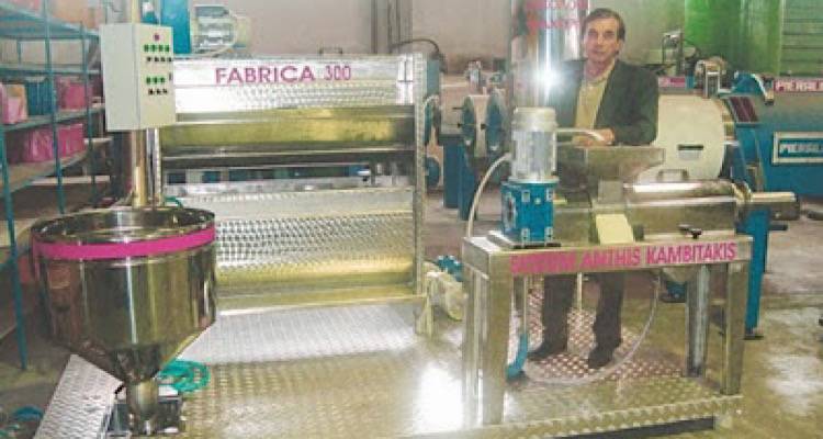 Eλαιοτριβείο «τσέπης» /  Παγκόσμια πατέντα Ηρακλειώτη