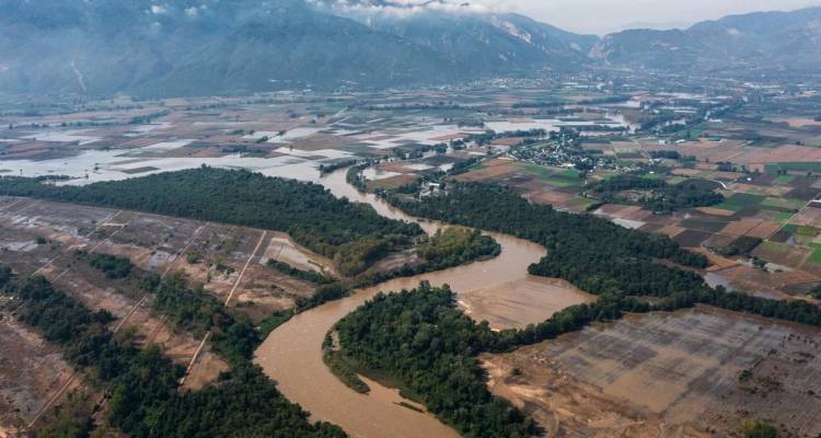&Theta;&epsilon;&sigma;&sigma;&alpha;&lambda;ί&alpha;: &Tau;&omicron;&upsilon;&lambda;ά&chi;&iota;&sigma;&tau;&omicron;&nu; έ&omega;&sigmaf; &tau;&eta;&nu; &Tau;&epsilon;&tau;ά&rho;&tau;&eta; &omicron; &sigma;&upsilon;&nu;&alpha;&gamma;&epsilon;&rho;&mu;ό&sigmaf; &gamma;&iota;&alpha; &tau;&eta;&nu; &kappa;&alpha;&kappa;&omicron;&kappa;&alpha;&iota;&rho;ί&alpha; | &Pi;&omicron;&iota;&epsilon;&sigmaf; &pi;&epsilon;&rho;&iota;&omicron;&chi;έ&sigmaf; &theta;&alpha; &epsilon;&pi;&eta;&rho;&epsilon;&alpha;&sigma;&tau;&omicron;ύ&nu;
