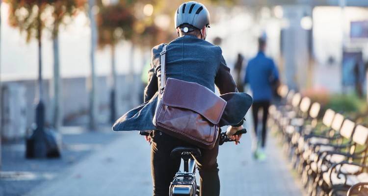 &Epsilon;&pi;&iota;&delta;ό&tau;&eta;&sigma;&eta; &alpha;&pi;ό 800 έ&omega;&sigmaf; 3.000 &epsilon;&upsilon;&rho;ώ &gamma;&iota;&alpha; &eta;&lambda;&epsilon;&kappa;&tau;&rho;&iota;&kappa;ά &pi;&omicron;&delta;ή&lambda;&alpha;&tau;&alpha; &kappa;&alpha;&iota; &delta;ί&kappa;&upsilon;&kappa;&lambda;&alpha; | &Tau;&iota; &pi;&rho;&omicron;&beta;&lambda;έ&pi;&epsilon;&iota; &tau;&omicron; &nu;έ&omicron; "&Kappa;&iota;&nu;&omicron;ύ&mu;&alpha;&iota; &Eta;&lambda;&epsilon;&kappa;&tau;&rho;&iota;&kappa;ά"