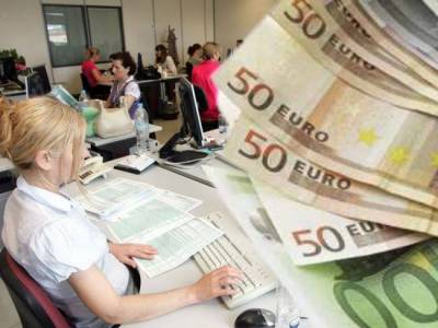 &Mu;&iota;&sigma;&theta;&omicron;ί &iota;&delta;&iota;&omega;&tau;&iota;&kappa;&omicron;ύ &tau;&omicron;&mu;έ&alpha; &sigma;&tau;&omicron; &Delta;&eta;&mu;ό&sigma;&iota;&omicron;