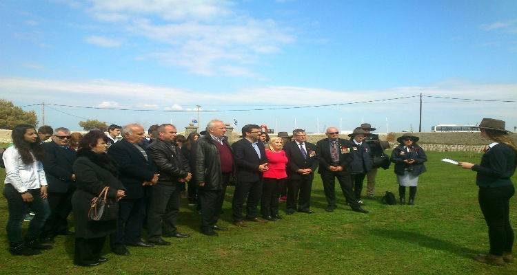 &Epsilon;&kappa;&delta;ή&lambda;&omega;&sigma;&eta; &Mu;&nu;ή&mu;&eta;&sigmaf; &alpha;&upsilon;&sigma;&tau;&rho;&alpha;&lambda;ώ&nu; &mu;&alpha;&theta;&eta;&tau;ώ&nu; &sigma;&tau;&omicron; &Sigma;&upsilon;&mu;&mu;&alpha;&chi;&iota;&kappa;ό &Nu;&epsilon;&kappa;&rho;&omicron;&tau;&alpha;&phi;&epsilon;ί&omicron; &tau;&omicron;&upsilon; &Mu;&omicron;ύ&delta;&rho;&omicron;&upsilon; (photos)