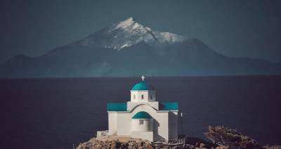 &Phi;&omega;&tau;ό: &Delta;&eta;&mu;ή&tau;&rho;&eta;&sigmaf; &Epsilon;&lambda;&epsilon;&upsilon;&theta;&epsilon;&rho;ά&kappa;&eta;&sigmaf;