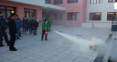 Σεμινάριο για πυρόσβεση και σεισμούς στο 2ο Δημοτικό Σχολείο Μύρινας (photos)