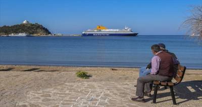 &Lambda;ή&mu;&nu;&omicron;&sigmaf;: &Tau;&rho;&omicron;&pi;&omicron;&pi;&omicron;ί&eta;&sigma;&eta; &sigma;&tau;&alpha; &delta;&rho;&omicron;&mu;&omicron;&lambda;ό&gamma;&iota;&alpha; &tau;&omicron;&upsilon; Blue Star Myconos
