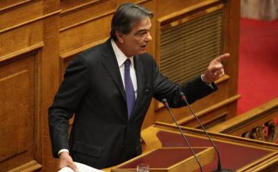&Sigma;&eta;&phi;&omicron;&upsilon;&nu;ά&kappa;&eta;&sigmaf; &sigma;&epsilon; &Beta;&epsilon;&nu;&iota;&zeta;έ&lambda;&omicron;: &laquo;&Rho;&iota;&zeta;&iota;&kappa;έ&sigmaf; &alpha;&lambda;&lambda;&alpha;&gamma;έ&sigmaf; &sigma;&tau;&omicron;&nu; &Epsilon;&Nu;&Phi;&Iota;&Alpha; &tau;ώ&rho;&alpha;&raquo;