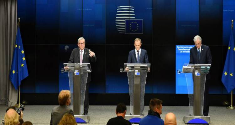 &Tau;&epsilon;&lambda;&epsilon;&sigma;ί&gamma;&rho;&alpha;&phi;&omicron; &Epsilon;&Epsilon; &sigma;&tau;&omicron; &Lambda;&omicron;&nu;&delta;ί&nu;&omicron;: &Alpha;&upsilon;&tau;ή &epsilon;ί&nu;&alpha;&iota; &eta; &mu;ό&nu;&eta; &delta;&upsilon;&nu;&alpha;&tau;ή &sigma;&upsilon;&mu;&phi;&omega;&nu;ί&alpha; &gamma;&iota;&alpha; &tau;&omicron; Brexit