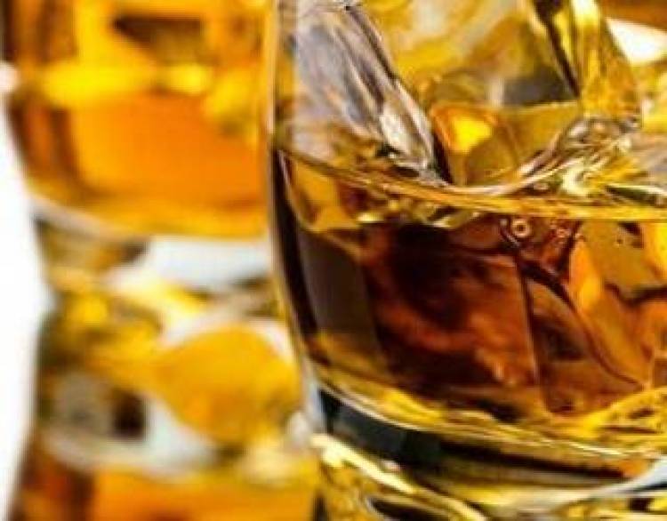 Τώρα οι Έλληνες θα πίνουν και το δικό τους ουίσκι!