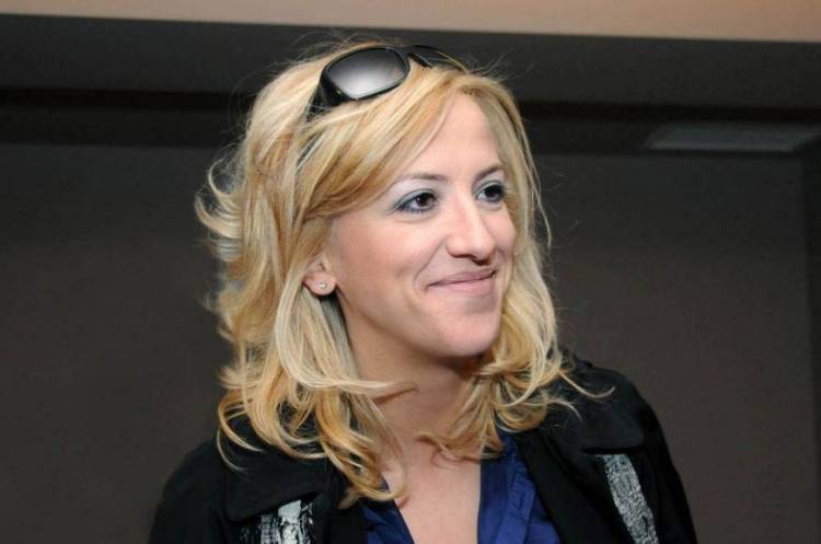 &laquo;Mί&nu;&iota; &pi;&rho;&omega;&theta;&upsilon;&pi;&omicron;&upsilon;&rho;&gamma;ό&sigmaf;&raquo; &eta; &Delta;&omicron;ύ&rho;&omicron;&upsilon; &gamma;&rho;ά&phi;&epsilon;&iota; &eta; Der Standard